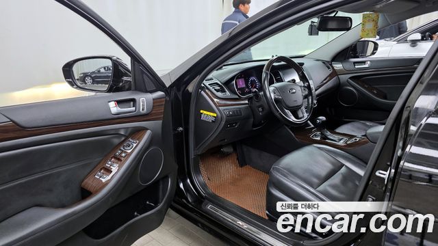 Kia K7 2015 — photo 10