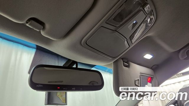 Kia K7 2015 — photo 17