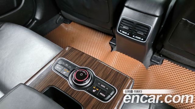 Kia K7 2015 — photo 18
