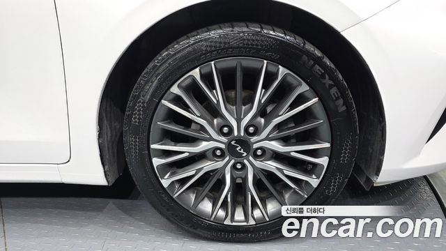 Kia K3 2022 — photo 5