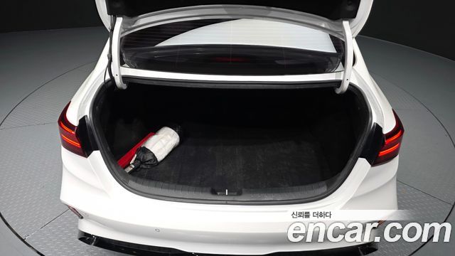 Kia K3 2022 — photo 20