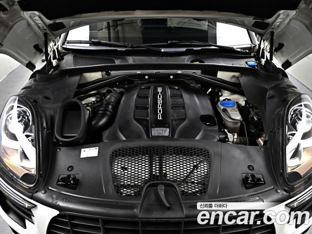 Porsche Macan 2017 — photo 6