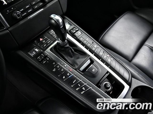 Porsche Macan 2017 — photo 9