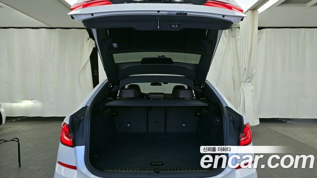 BMW Gran Turismo 2023 — photo 20