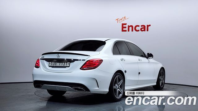Mercedes-Benz C-Class 2017 — photo 2