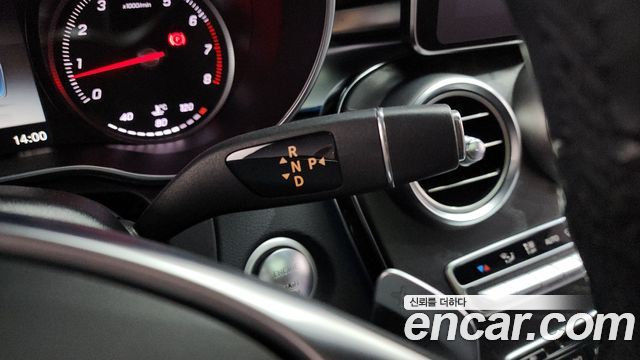 Mercedes-Benz C-Class 2017 — photo 9