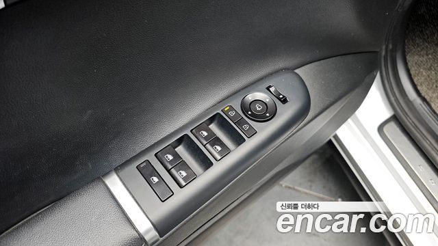 Hyundai Grandeur 2023 — photo 18