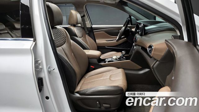 Hyundai Santafe 2019 — photo 10