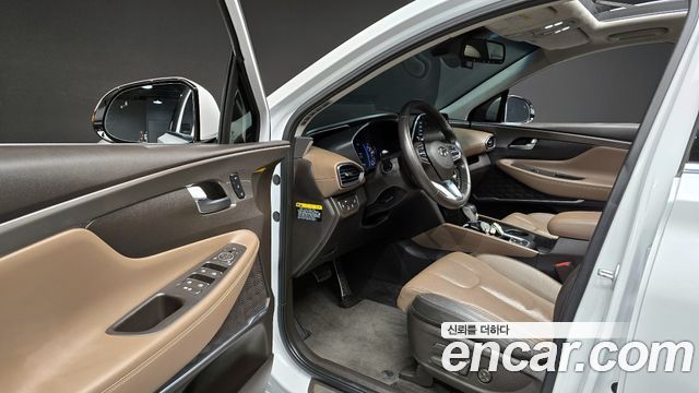 Hyundai Santafe 2019 — photo 11