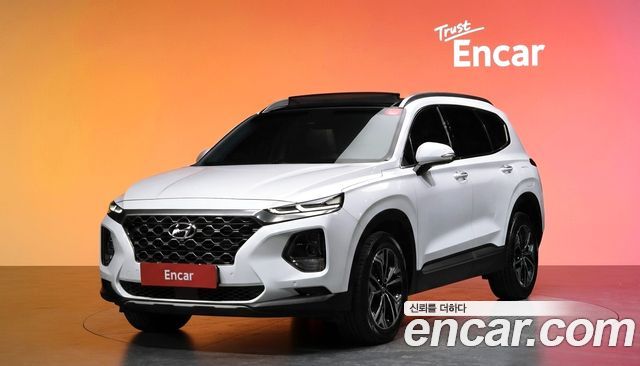 Hyundai Santafe 2019 — photo 1