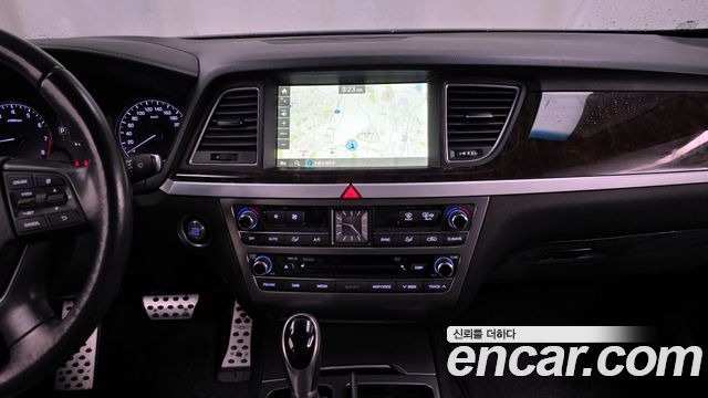 Hyundai Genesis 2015 — photo 14