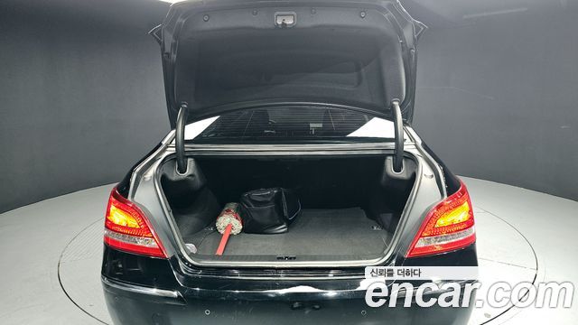 Hyundai Equus 2012 — photo 20