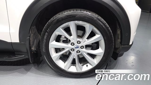 Ford Explorer 2022 — photo 5