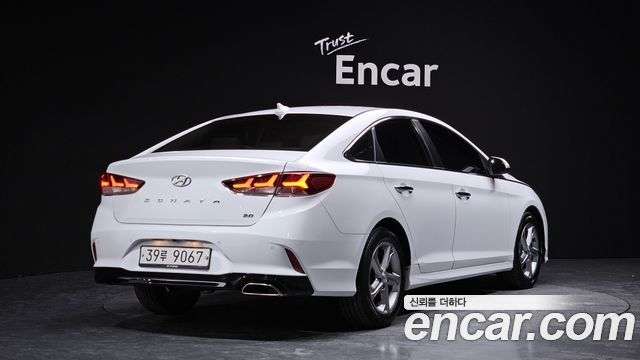 Hyundai Sonata 2018 — photo 2