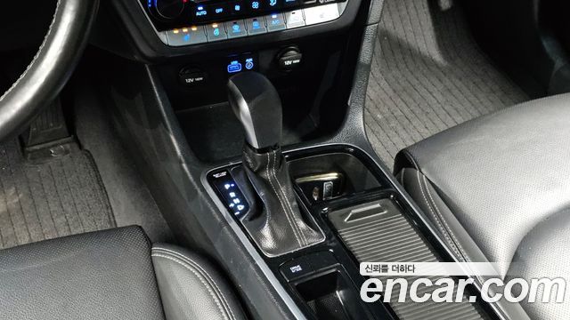 Hyundai Sonata 2018 — photo 9