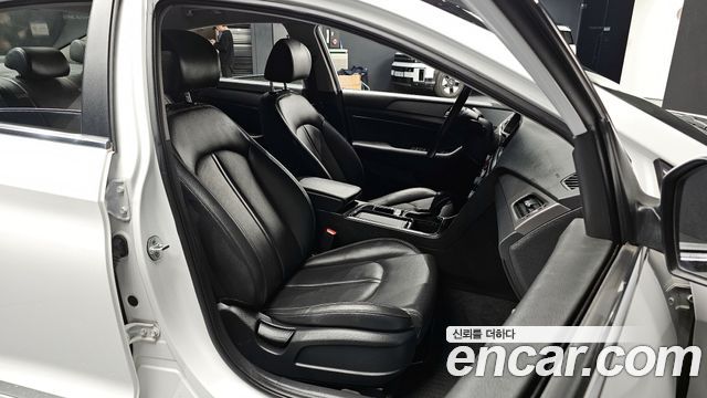 Hyundai Sonata 2018 — photo 10