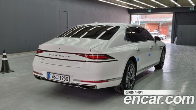 Genesis G90 2023 — photo 2
