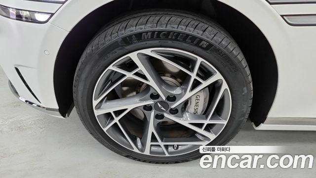 Genesis G90 2023 — photo 5