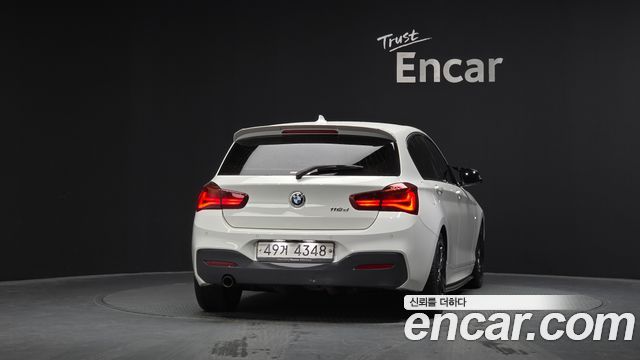 BMW 1-Series 2018 — photo 4