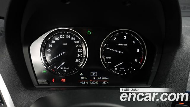 BMW 1-Series 2018 — photo 8