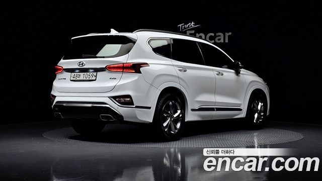 Hyundai Santafe 2019 — photo 2