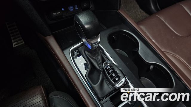 Hyundai Santafe 2019 — photo 9