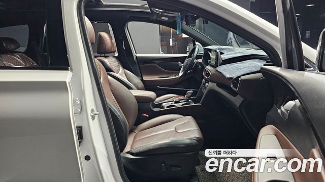 Hyundai Santafe 2019 — photo 10