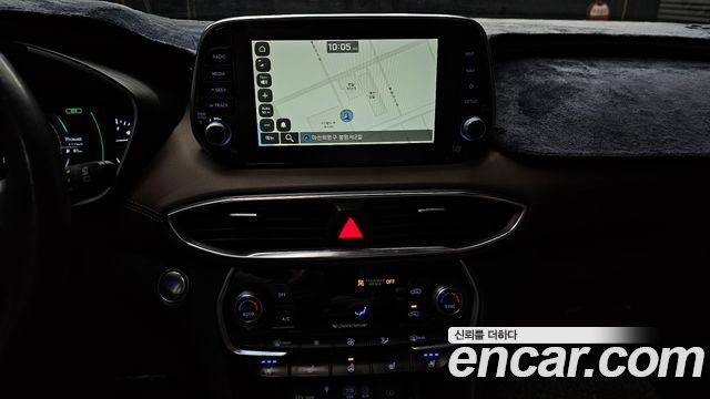 Hyundai Santafe 2019 — photo 14