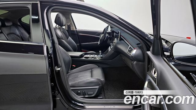 Genesis G70 2020 — photo 10