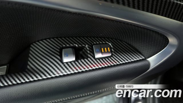 Genesis G70 2020 — photo 20