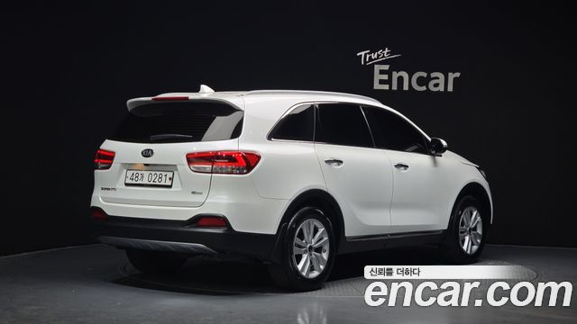 Kia Sorento 2017 — photo 2