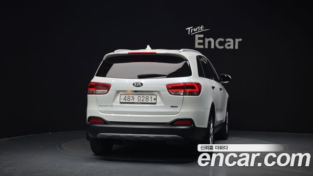 Kia Sorento 2017 — photo 4