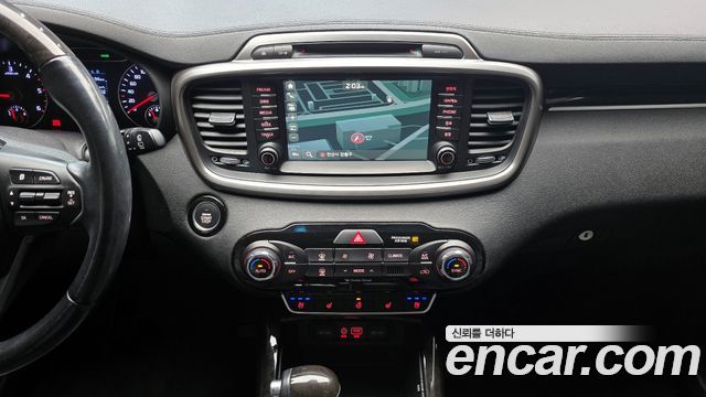 Kia Sorento 2017 — photo 20