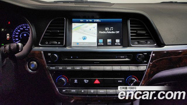 Hyundai Aslan 2015 — photo 15