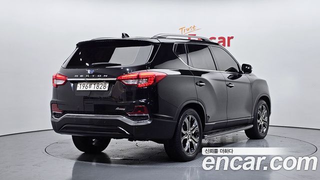 KG Mobility Rexton 2018 — photo 2