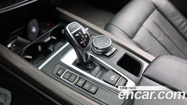 BMW X5 2016 — photo 9