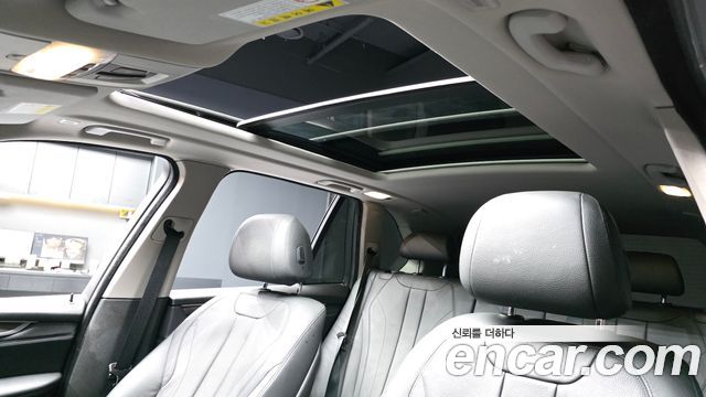 BMW X5 2016 — photo 18