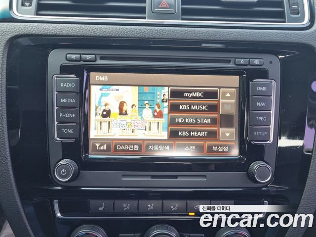 Volkswagen Jetta 2016 — photo 13