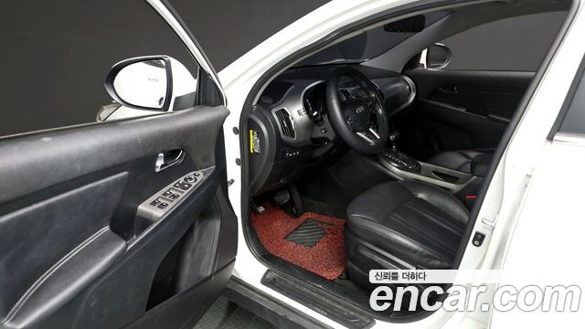 Kia Sportage 2016 — photo 10