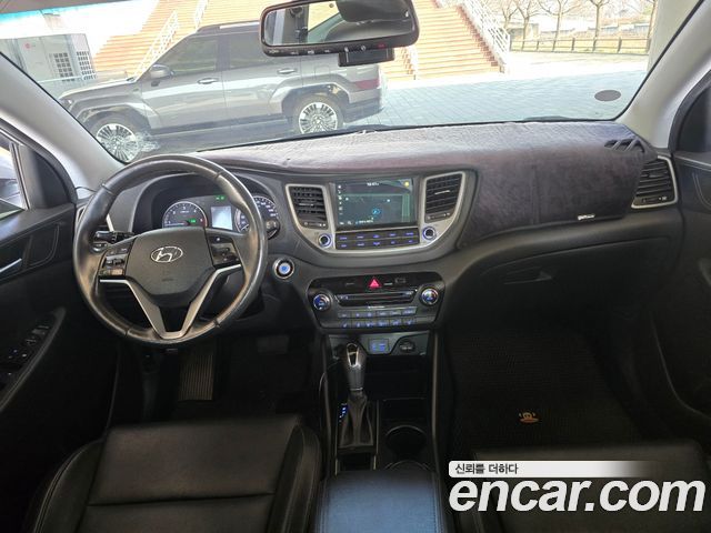 Hyundai Tucson 2016 — photo 9