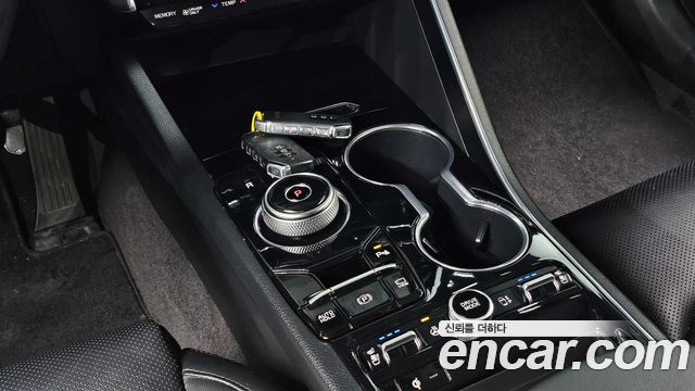Kia K5 2023 — photo 9