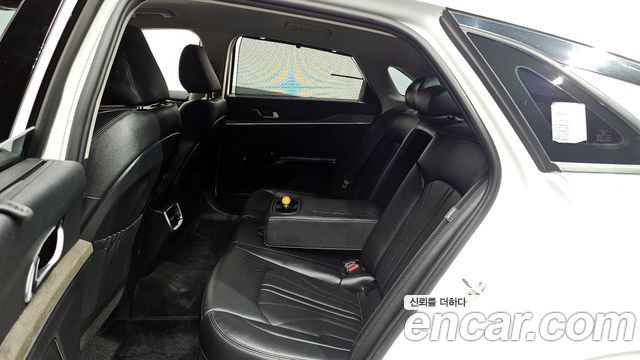 Kia K5 2023 — photo 12