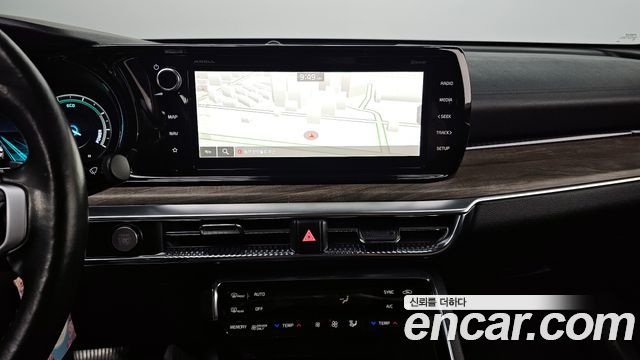 Kia K5 2023 — photo 15