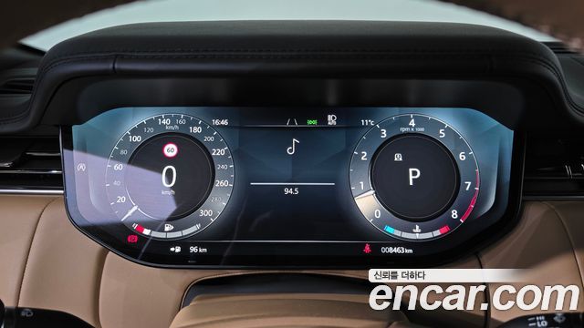 Land Rover Range Rover 2025 — photo 8