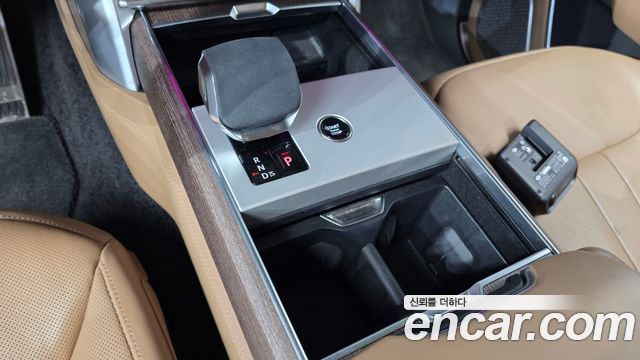 Land Rover Range Rover 2025 — photo 9