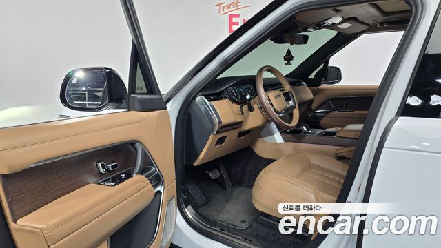 Land Rover Range Rover 2025 — photo 10