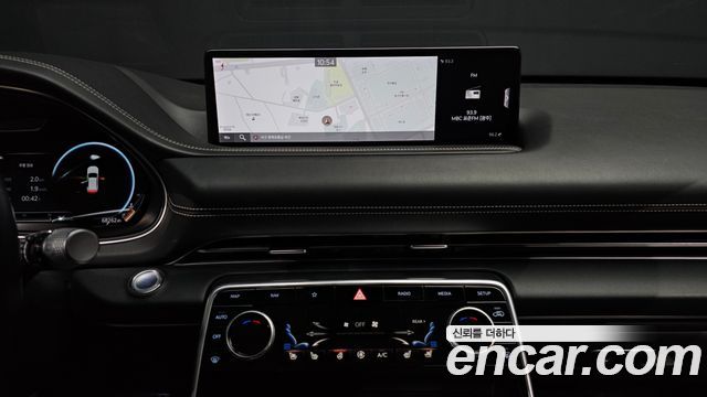 Genesis GV80 2020 — photo 15