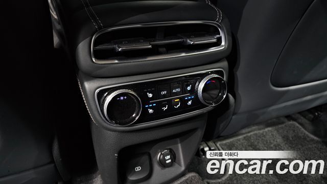 Genesis GV80 2020 — photo 19