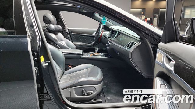 Genesis G80 2017 — photo 10