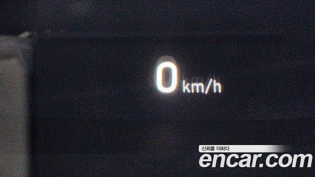 Genesis G80 2017 — photo 13